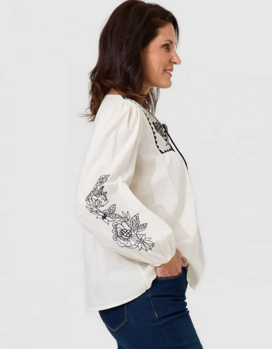 Blouse brodée écru noir