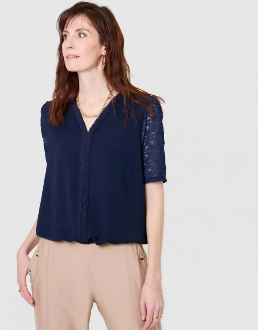 Blouse dentelle marine