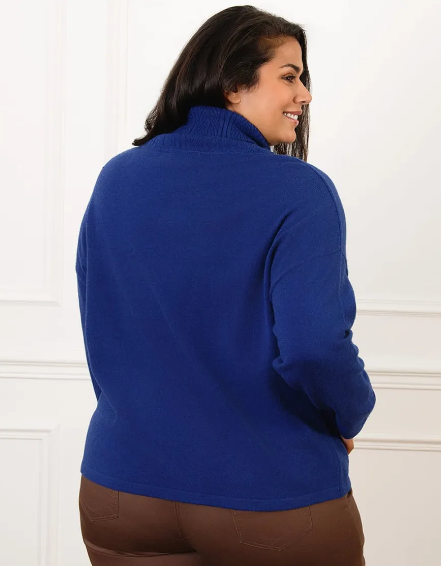Pull chaud col roulé bleu