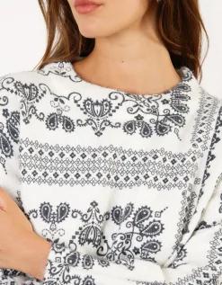 Pull écru motif cachemire
