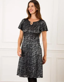 Robe chic noire dentelle