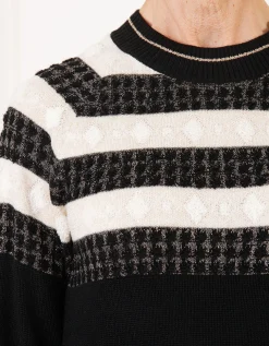 Robe pull noire fantaisie