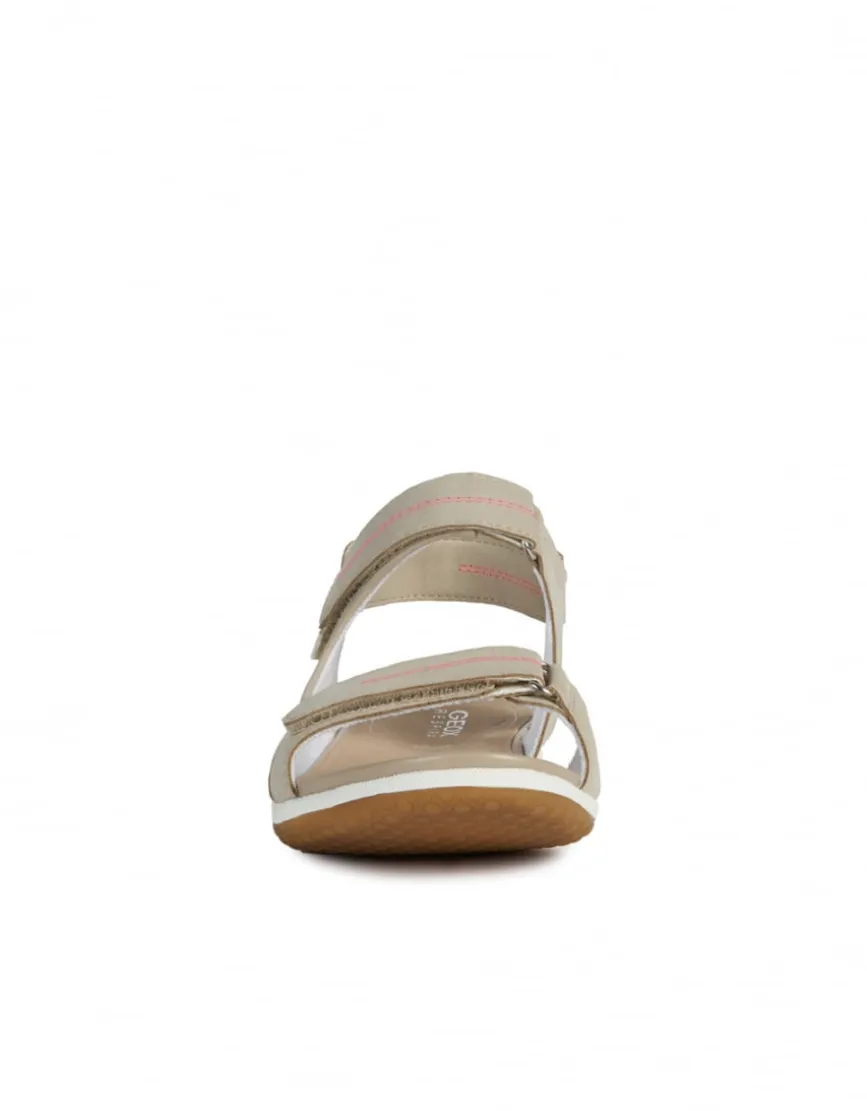 Sandales plates beige GEOX