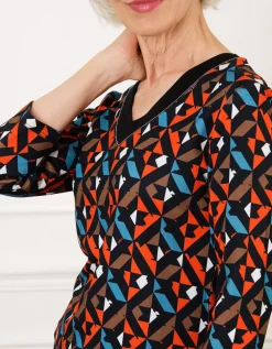 T-shirt noir motif rouge